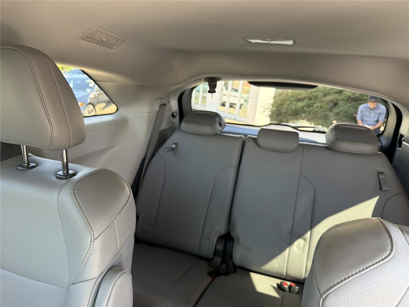 Used 2021 Toyota Sienna XLE FWD image 10