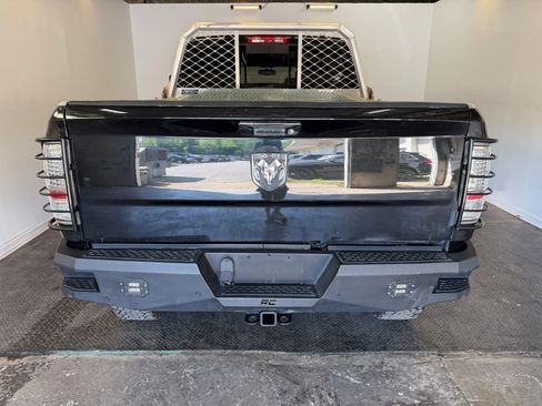 Used 2010 Dodge Ram 2500 Truck SLT w/ Technology Group AWD/4WD image 6