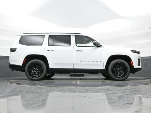 New 2026 Jeep Grand Wagoneer Limited AWD/4WD image 20