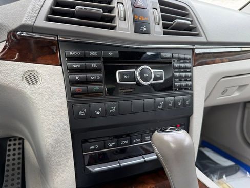 Used 2013 Mercedes-Benz E 350 Cabriolet w/ Premium 2 Pkg image 9