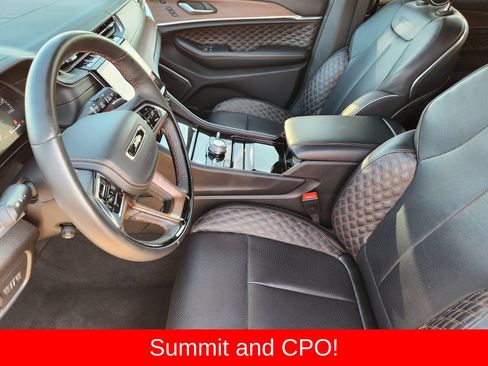 Certified 2025 Jeep Grand Cherokee Summit w/ Obsidian Package AWD/4WD image 23