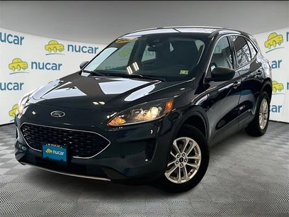 Used 2022 Ford Escape SE w/ Cold Weather Package