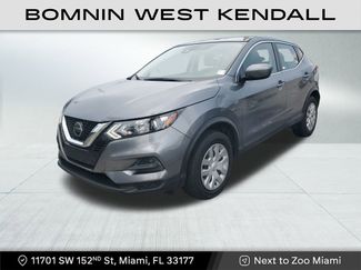 Used 2020 Nissan Rogue Sport S image 1