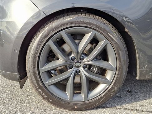 New 2025 Land Rover Range Rover Sport SE image 6