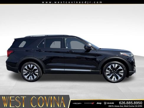 Used 2025 Ford Explorer Platinum w/ LUX Leather Package AWD/4WD image 12