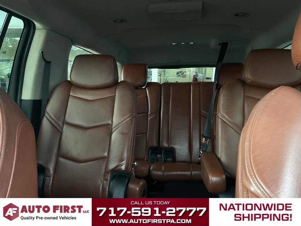 Used 2020 Cadillac Escalade ESV Luxury AWD/4WD image 22