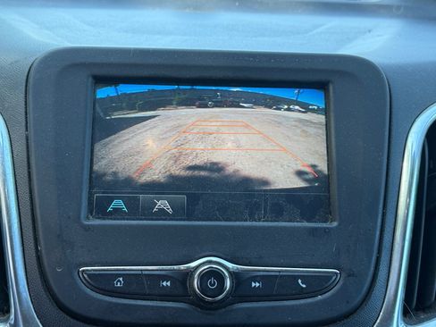 Used 2018 Chevrolet Equinox LT AWD/4WD image 27