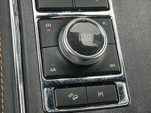 Used 2022 Ford Expedition Max Platinum AWD/4WD image 28