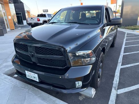 Used 2017 RAM 1500 Express w/ Black Ram 1500 Express Group RWD image 2