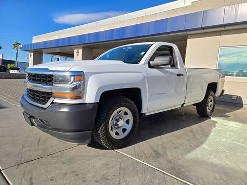 Used 2018 Chevrolet Silverado 1500 W/T image 2