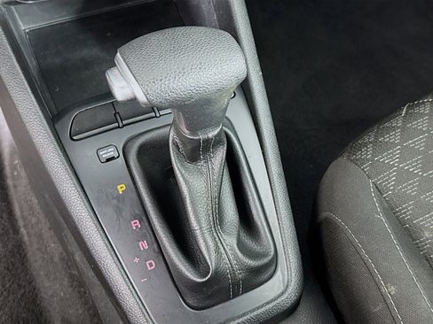 Used 2022 Kia Rio LX image 19