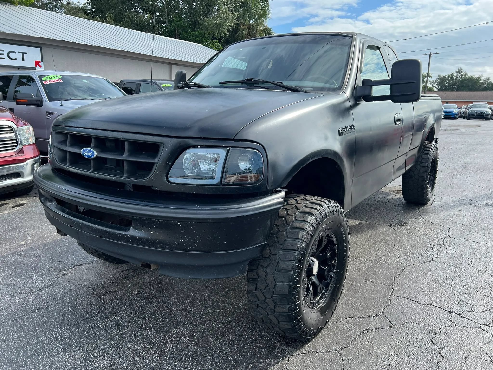 Used 1997 Ford F150 2WD SuperCab image 2