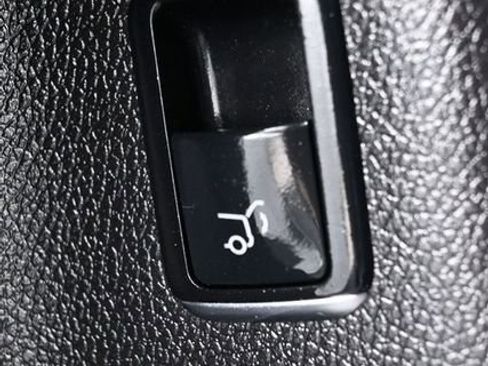 Used 2018 Mercedes-Benz GLE 43 AMG 4MATIC Coupe image 20