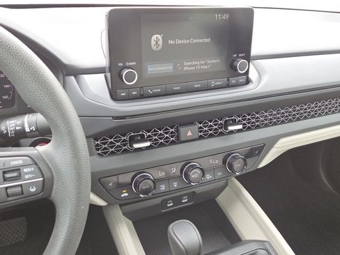 Used 2024 Honda Accord EX image 28