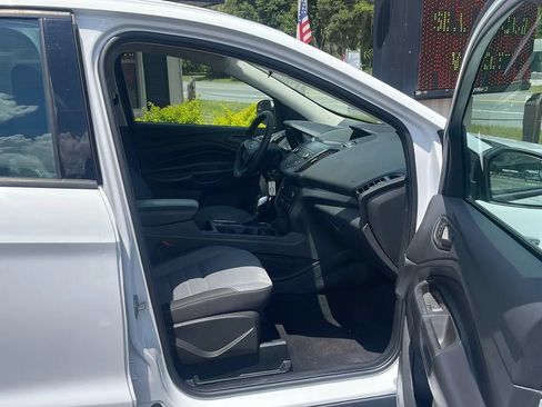 Used 2019 Ford Escape S FWD image 11