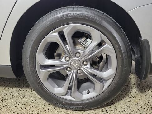 Used 2024 Honda Accord EX image 8