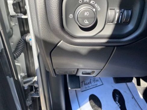 Used 2021 RAM 2500 Laramie AWD/4WD image 16