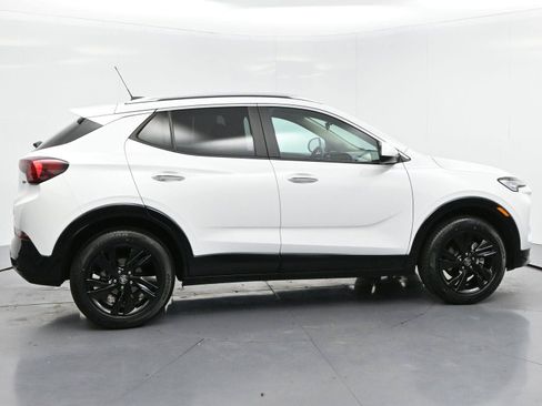 Used 2024 Buick Encore GX Sport Touring AWD/4WD image 8