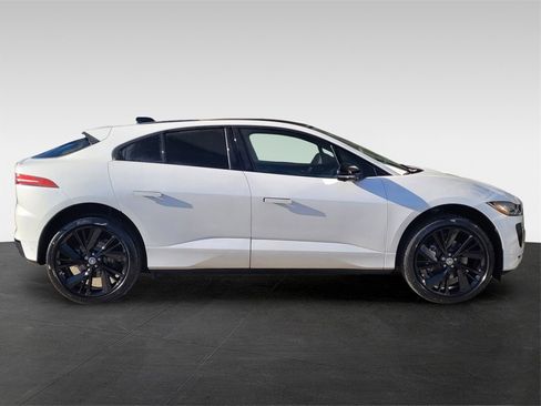 New 2024 Jaguar I-PACE R-Dynamic HSE image 3