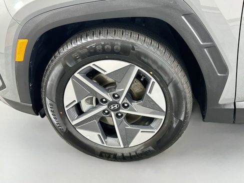 Certified 2025 Hyundai Tucson SEL image 30