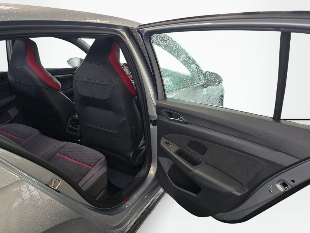New 2026 Volkswagen GTI SE FWD image 38
