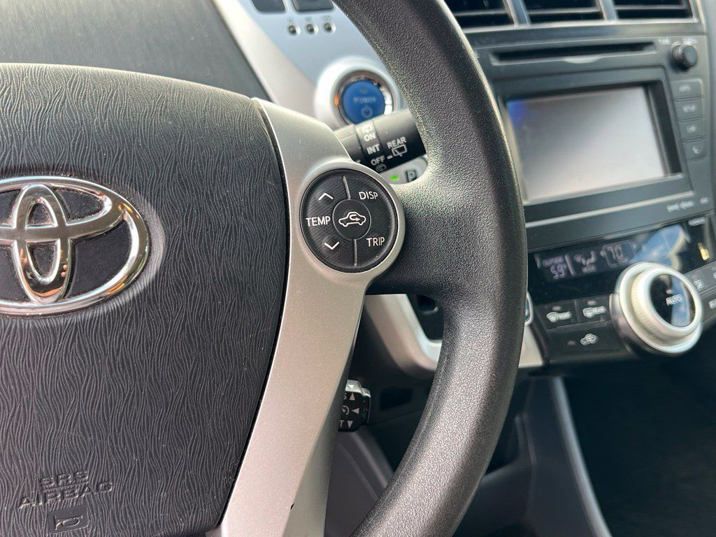 Used 2014 Toyota Prius V Three FWD image 21