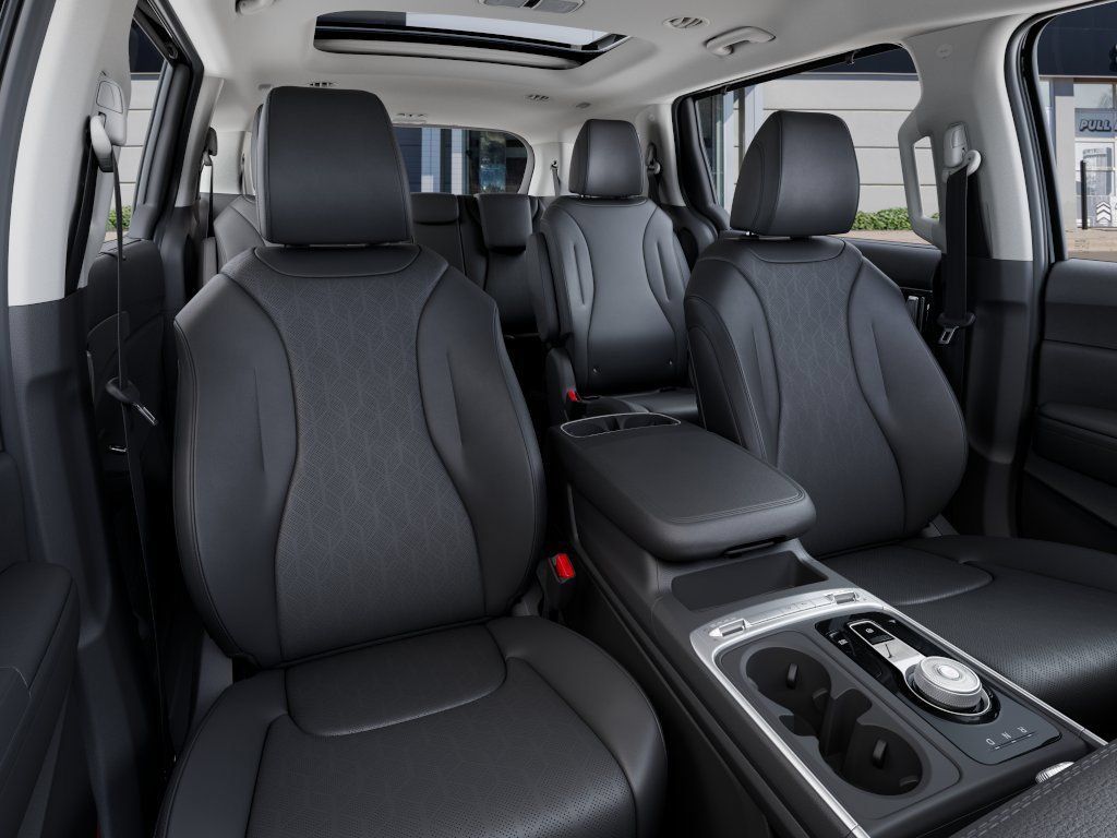 New 2027 Kia Carnival SX w/ Dark Edition Package FWD image 18