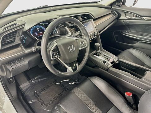 Used 2019 Honda Civic EX-L image 9