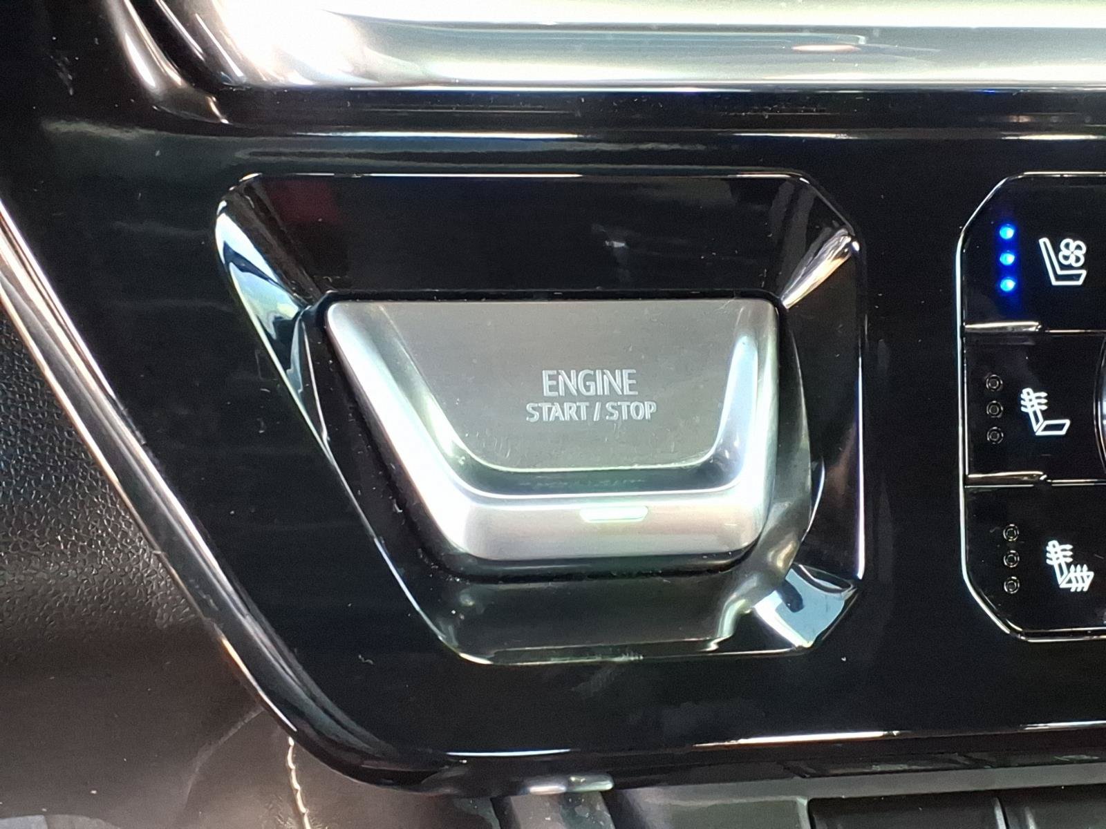 Used 2024 GMC Sierra 3500 Denali Ultimate AWD/4WD image 24
