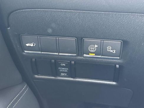 Used 2017 INFINITI QX80 2WD w/ Deluxe Technology Package image 31