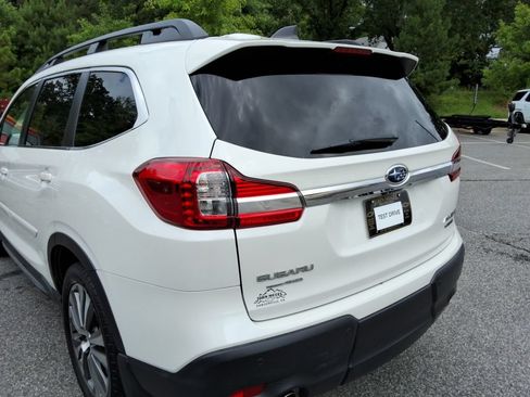 Used 2021 Subaru Ascent Limited w/ Technology Package AWD/4WD image 14