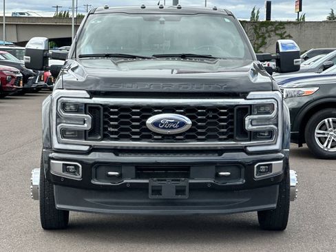 Used 2023 Ford F450 Platinum w/ FX4 Off-Road Package AWD/4WD image 9