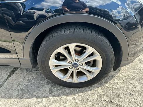 Used 2019 Ford Escape SE FWD image 52