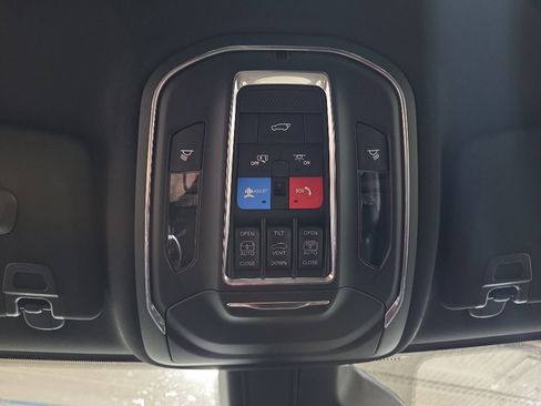 New 2026 Jeep Grand Cherokee L Limited AWD/4WD image 8
