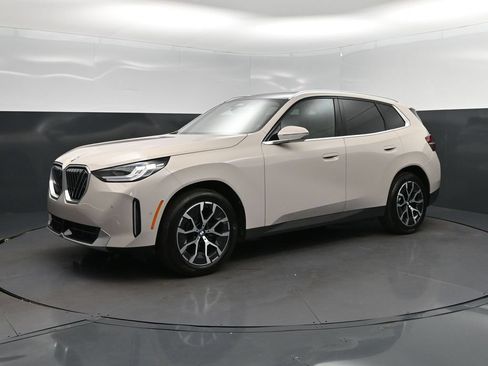 Used 2026 BMW X3 xDrive30i AWD/4WD image 3