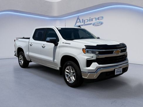 Used 2022 Chevrolet Silverado 1500 LT w/ Protection Package AWD/4WD image 7