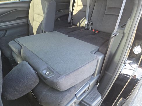 Certified 2022 Honda Pilot Sport image 22