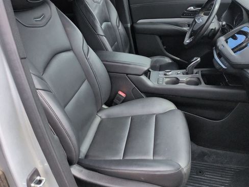 Used 2020 Cadillac XT4 Premium Luxury w/ Cold Weather Package FWD image 21