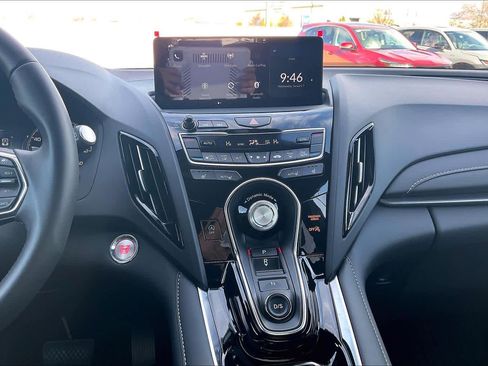 Used 2025 Acura RDX SH-AWD image 37