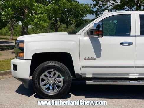 Used 2015 Chevrolet Silverado 3500 High Country AWD/4WD image 10