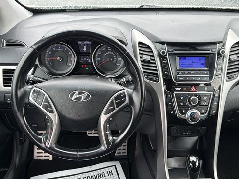 Used 2013 Hyundai Elantra GT w/ Touch & Go Pkg FWD image 24