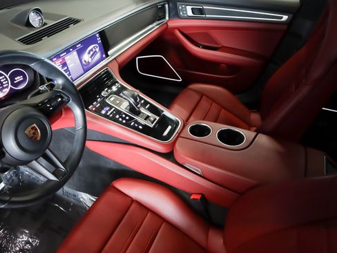 Certified 2023 Porsche Panamera Platinum Edition RWD image 15