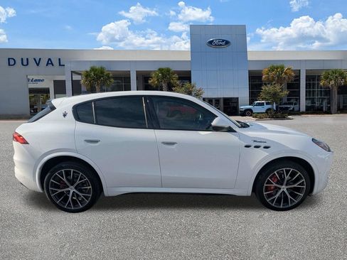 Used 2023 Maserati Grecale Modena AWD/4WD image 3