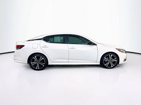 Used 2023 Nissan Sentra SR w/ Electronics Package FWD image 10
