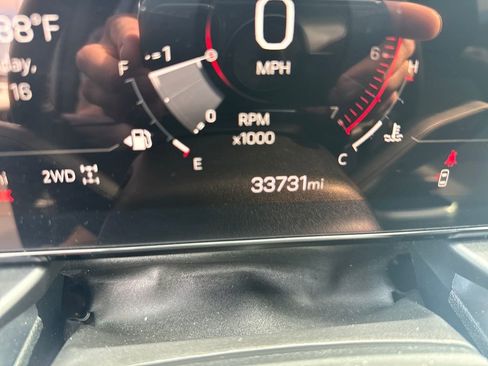 Used 2025 GMC Terrain Elevation image 19