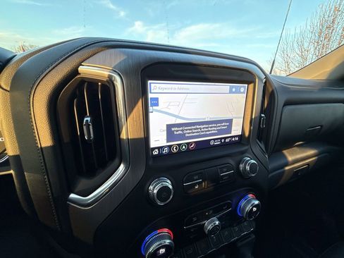 Certified 2023 GMC Sierra 2500 Denali image 20