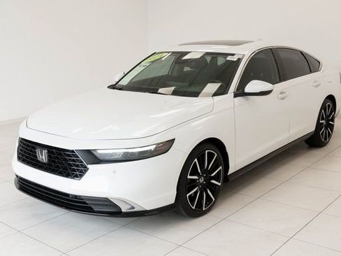 Certified 2024 Honda Accord Touring image 6