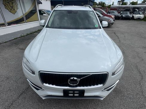 Used 2018 Volvo XC90 T6 Momentum w/ Convenience Package AWD/4WD image 10