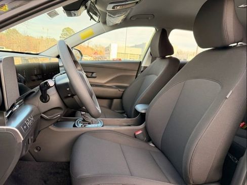 New 2026 Hyundai Kona SE image 22