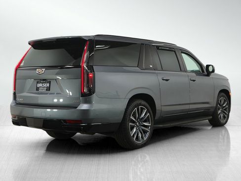 Used 2022 Cadillac Escalade ESV Sport w/ Touring Package AWD/4WD image 6
